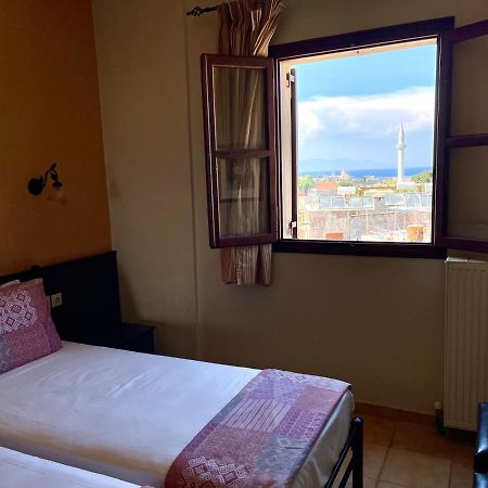 Minos Pension Rhodes City Buitenkant foto