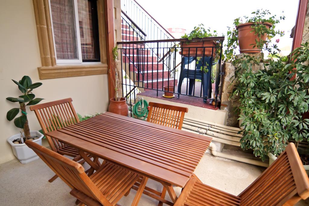 Minos Pension Rhodes City Buitenkant foto